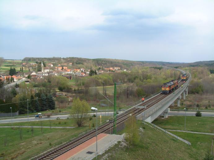 A Nagyrákosi völgyhíd.