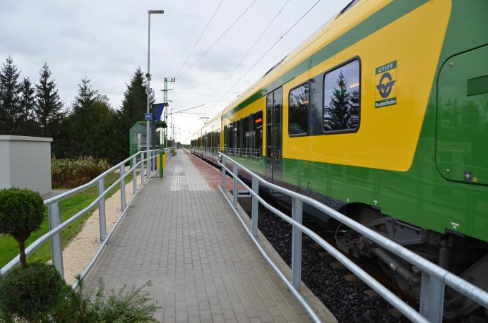 Elkészült a Fertőszentmiklós-országhatár közötti vasútvonal teljes felújítása