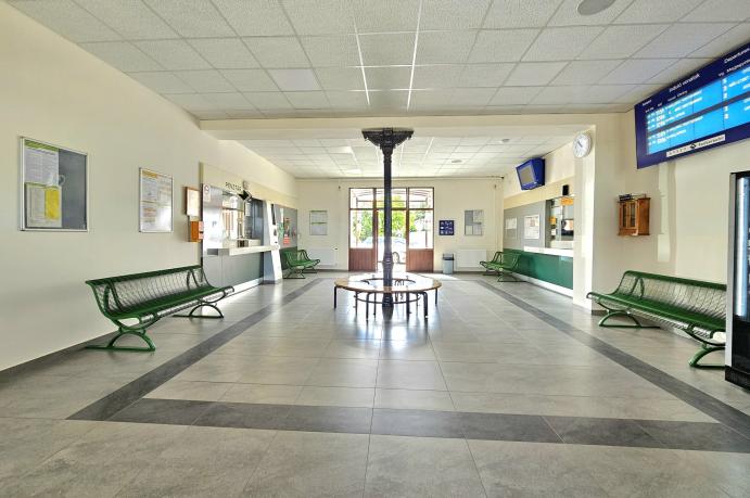 A szentgotthárdi állomás váróterme